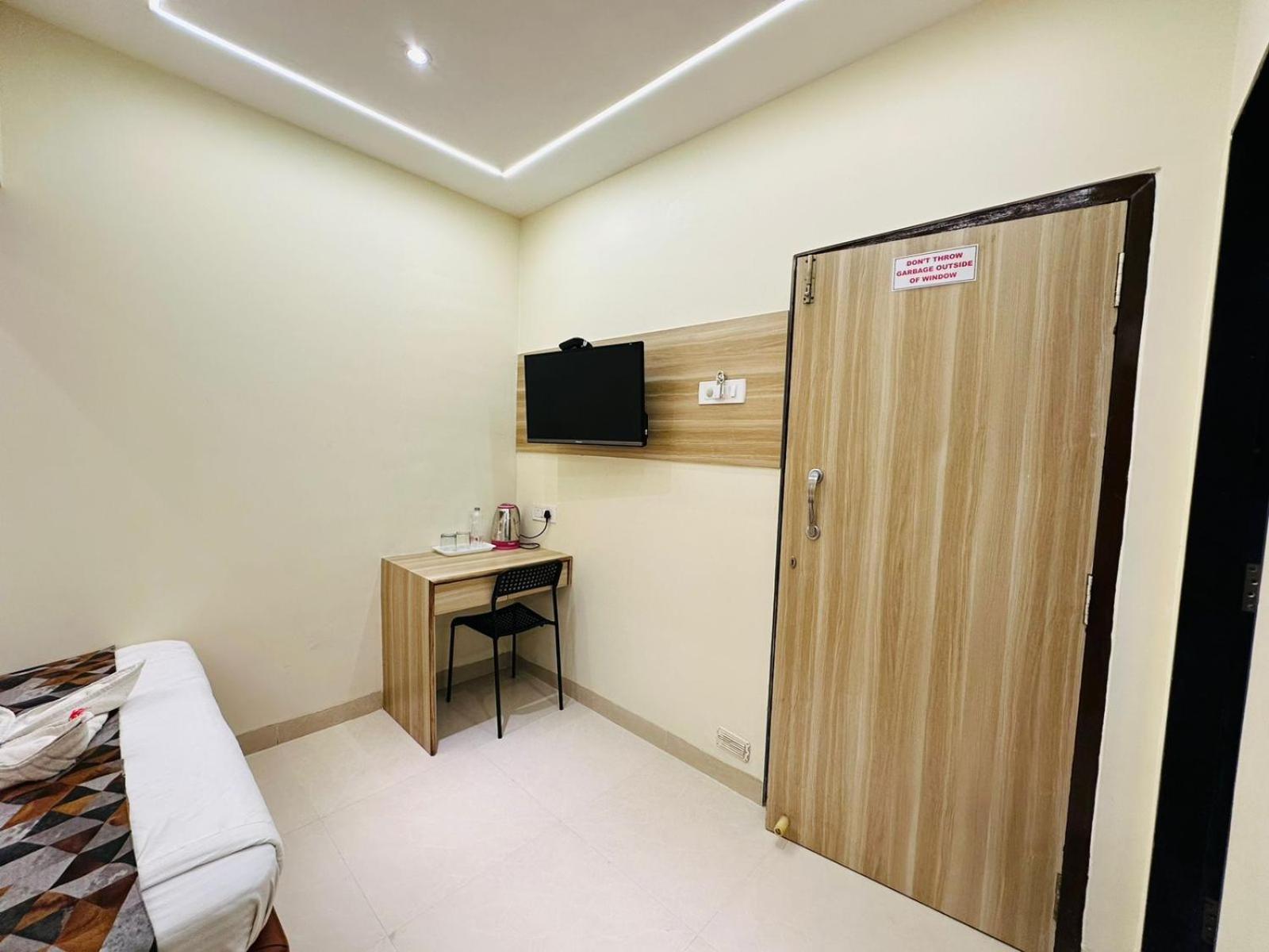 Hotel Vashi Inn Navi Mumbai Exterior foto