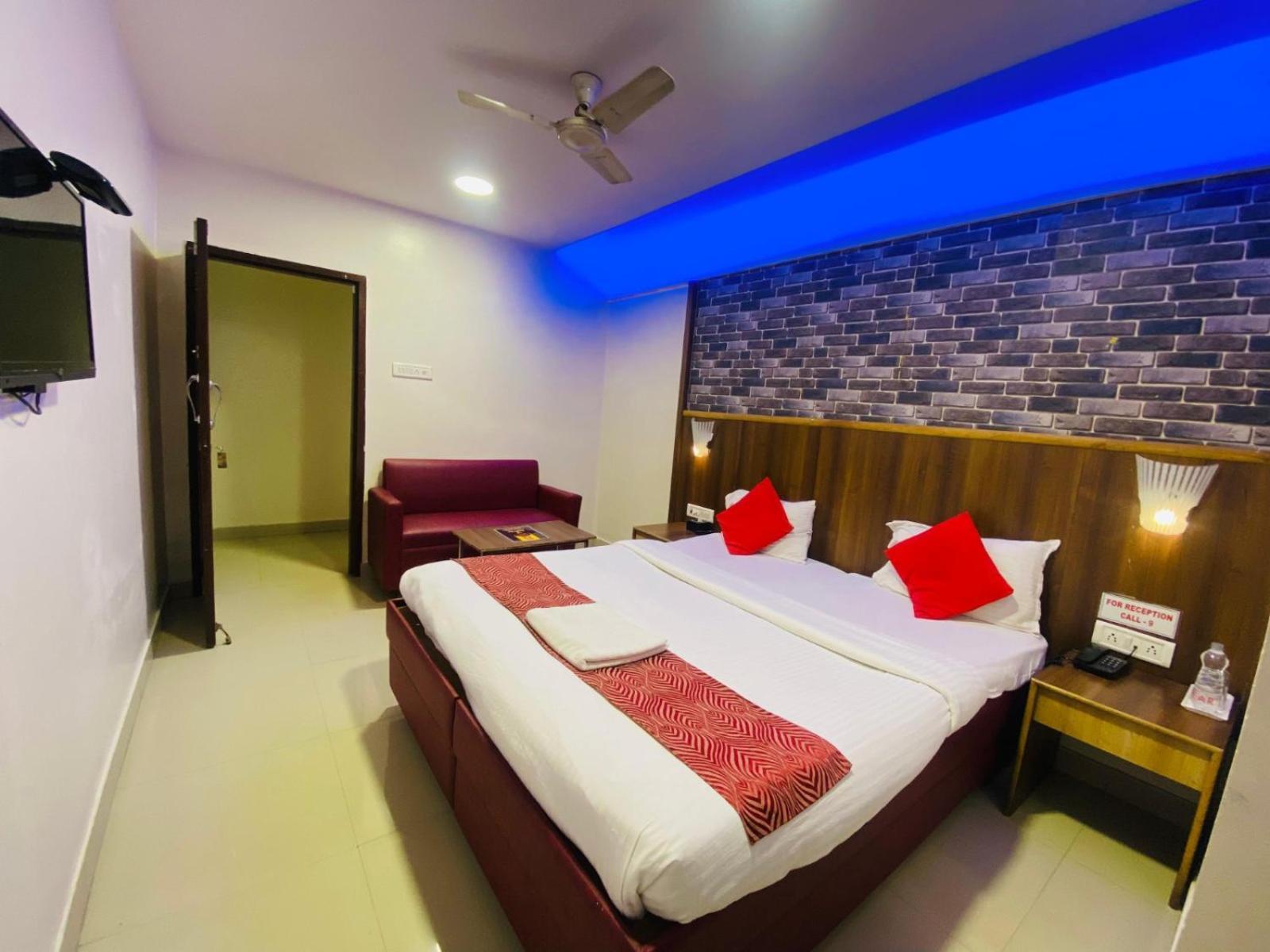 Hotel Vashi Inn Navi Mumbai Exterior foto