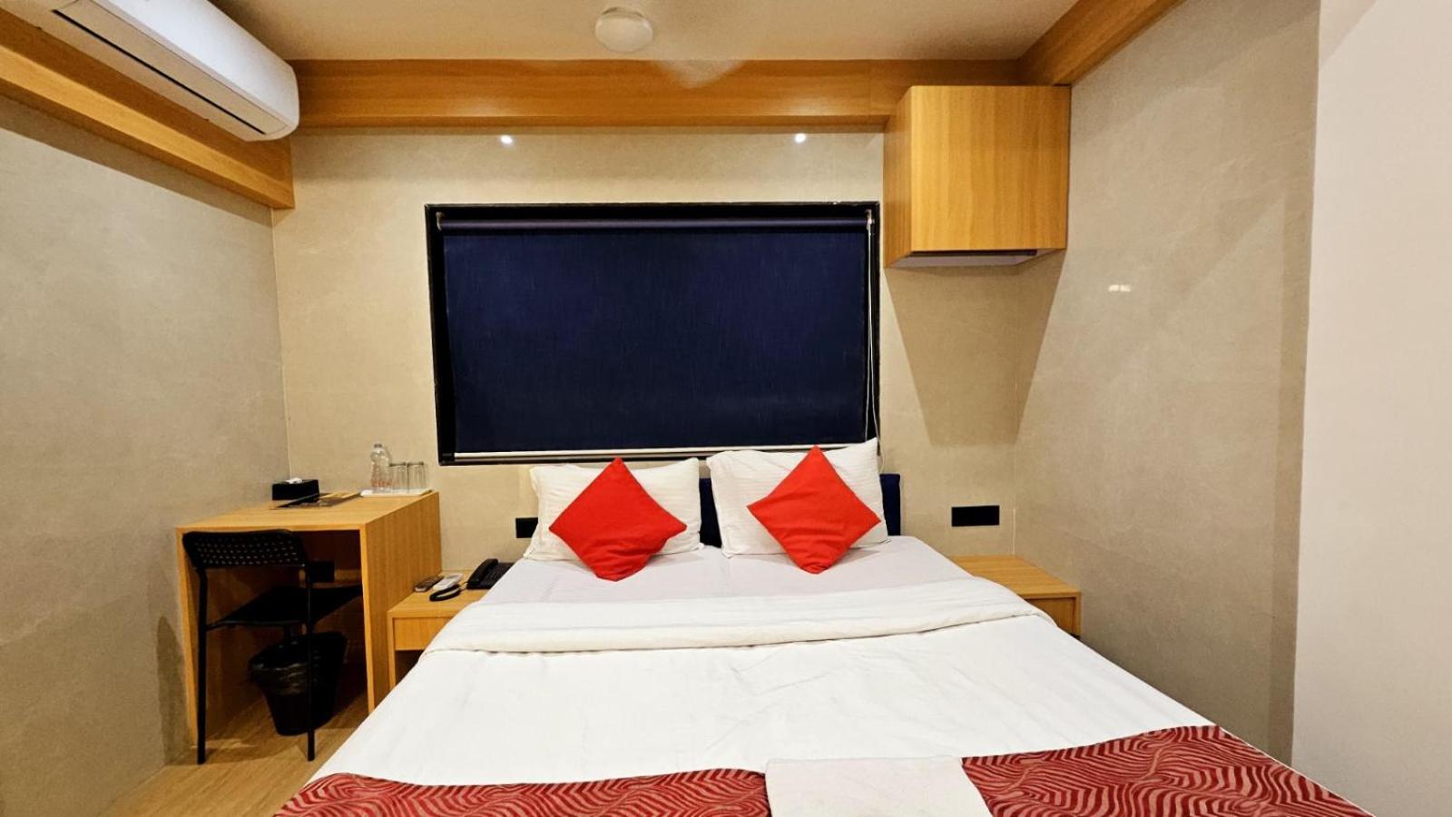 Hotel Vashi Inn Navi Mumbai Exterior foto